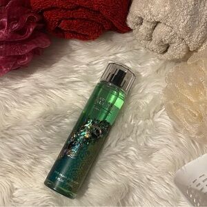 🔴NWT Candy apple cauldron fine Fragrance Mist by Bath & body works